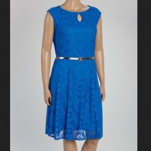 NWT London Times Collection Belted Keyhole Dress